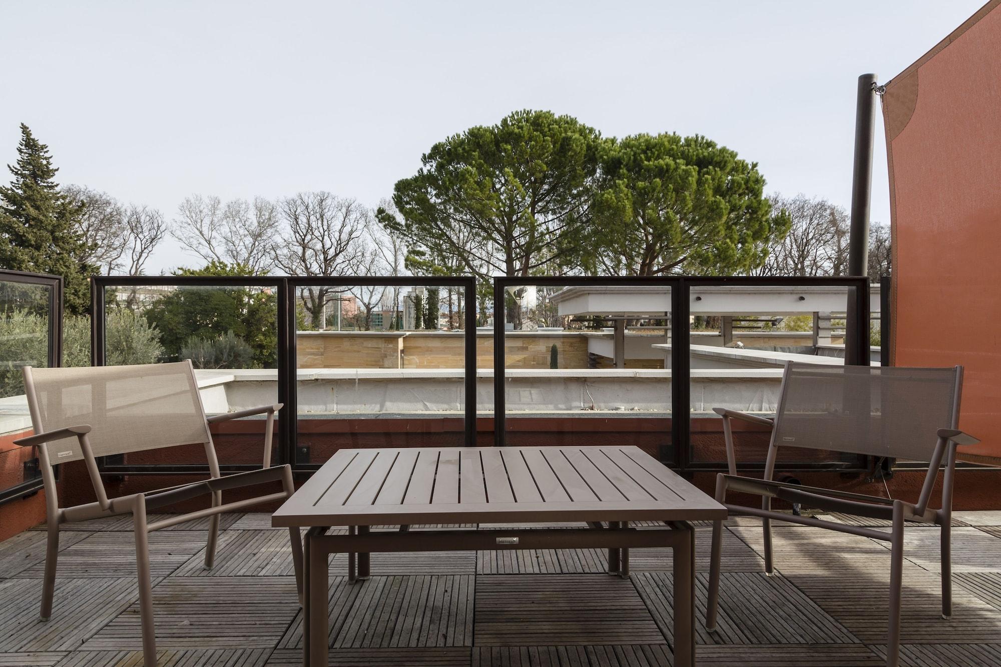 Hotel Western Le Lavarin 4*