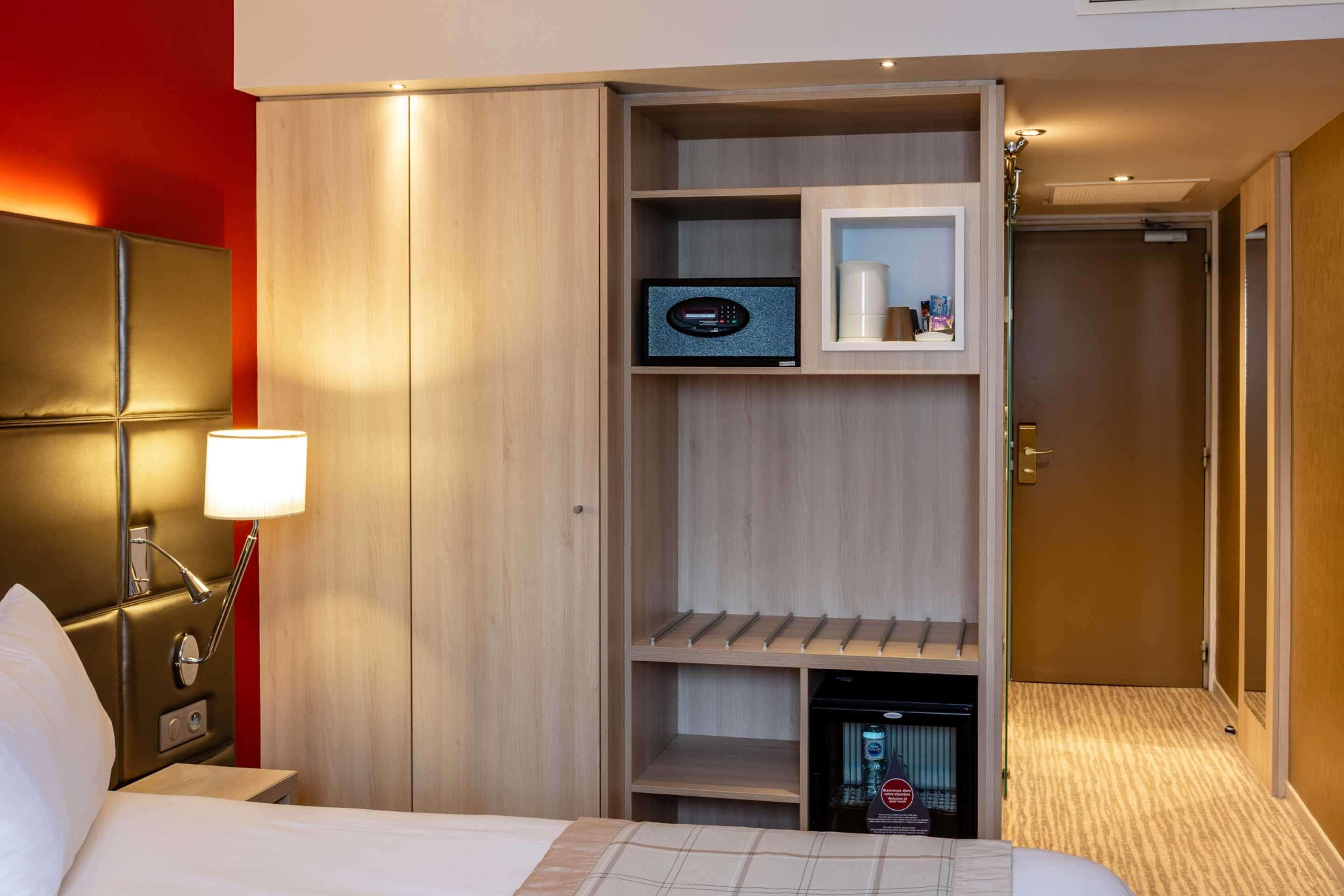 Hotel Western Le Lavarin 4*