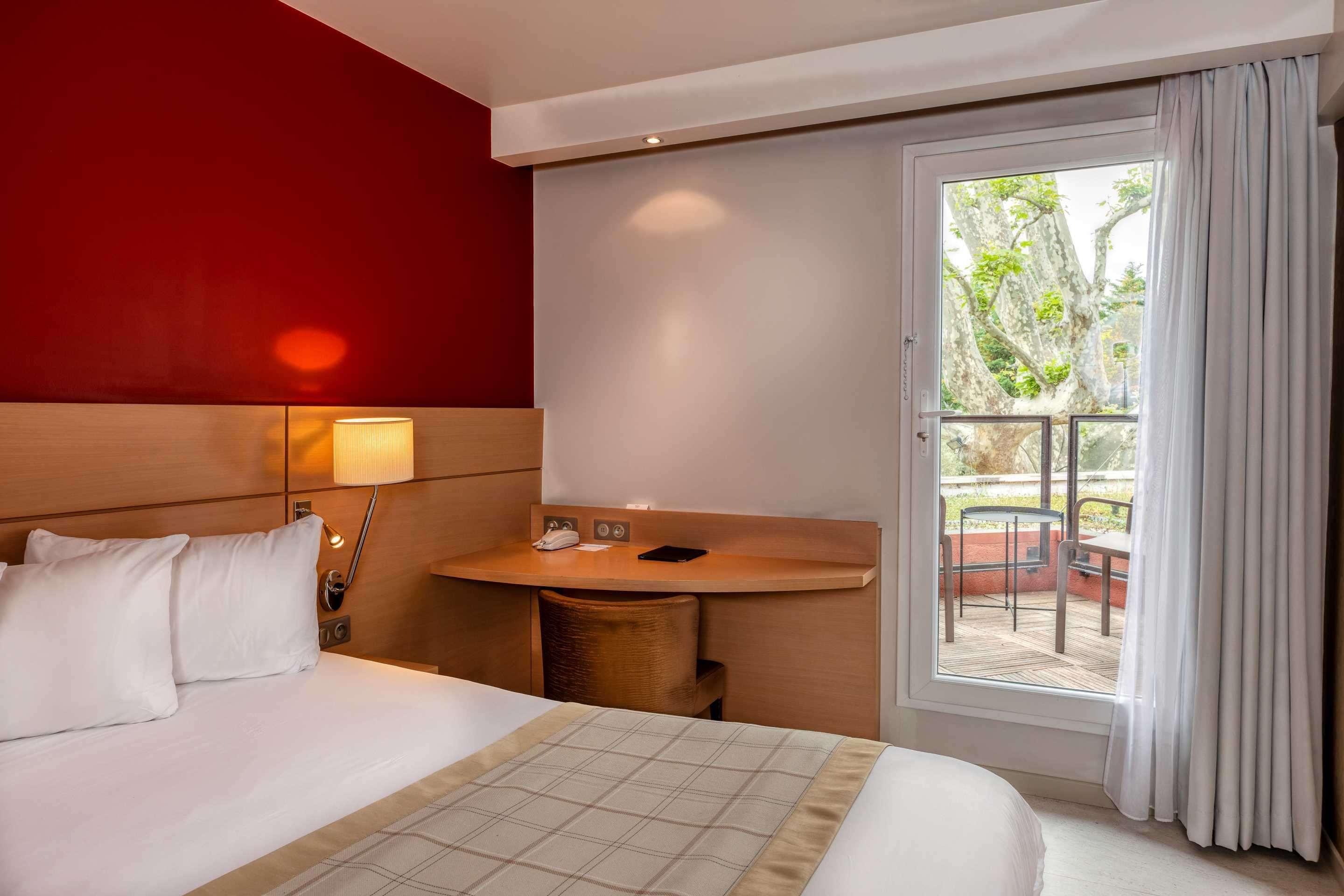 Western Le Lavarin Hotel